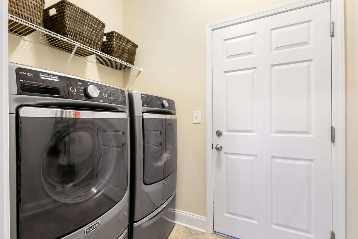 Super spacious laundry room offering additional storage ... Exactly what is always needed.