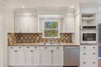 Wine rack and 2 ovens