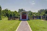 ORGANIC COMMUNITY GARDEN