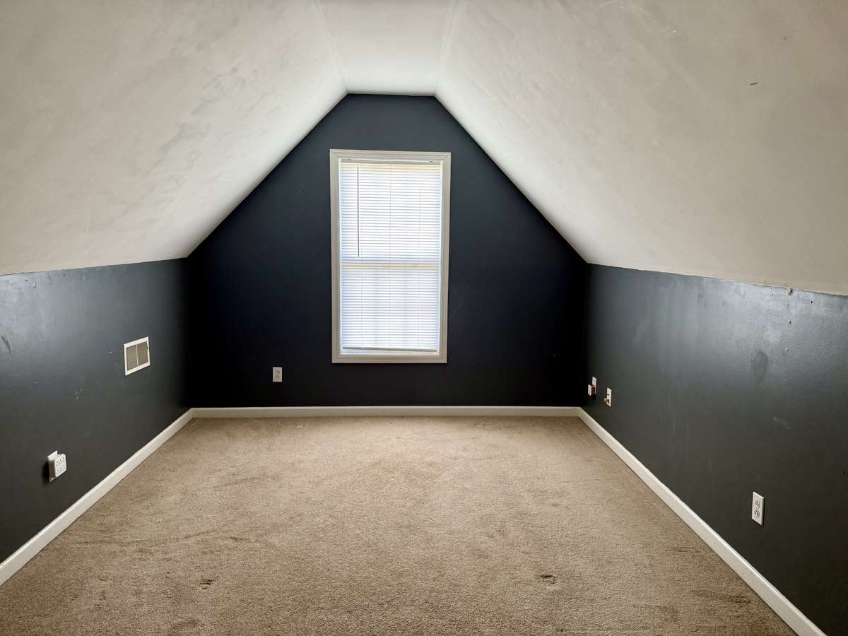 Bonus room upstairs