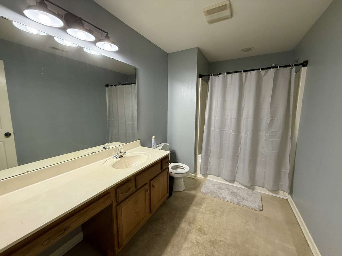 Large bathroom upstairs