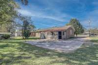 Plenty of room for multiple vehicles and NO HOA!!