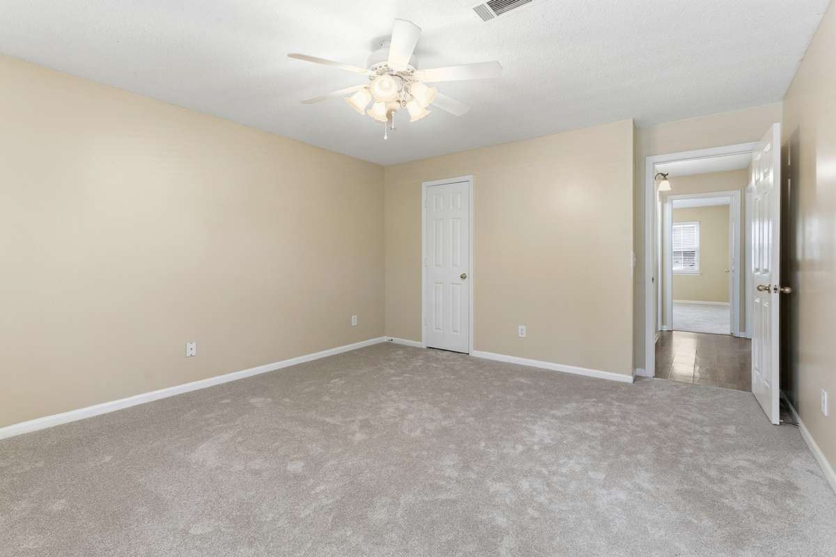 Don't you just love separated bedrooms for privacy or possibly roommates?