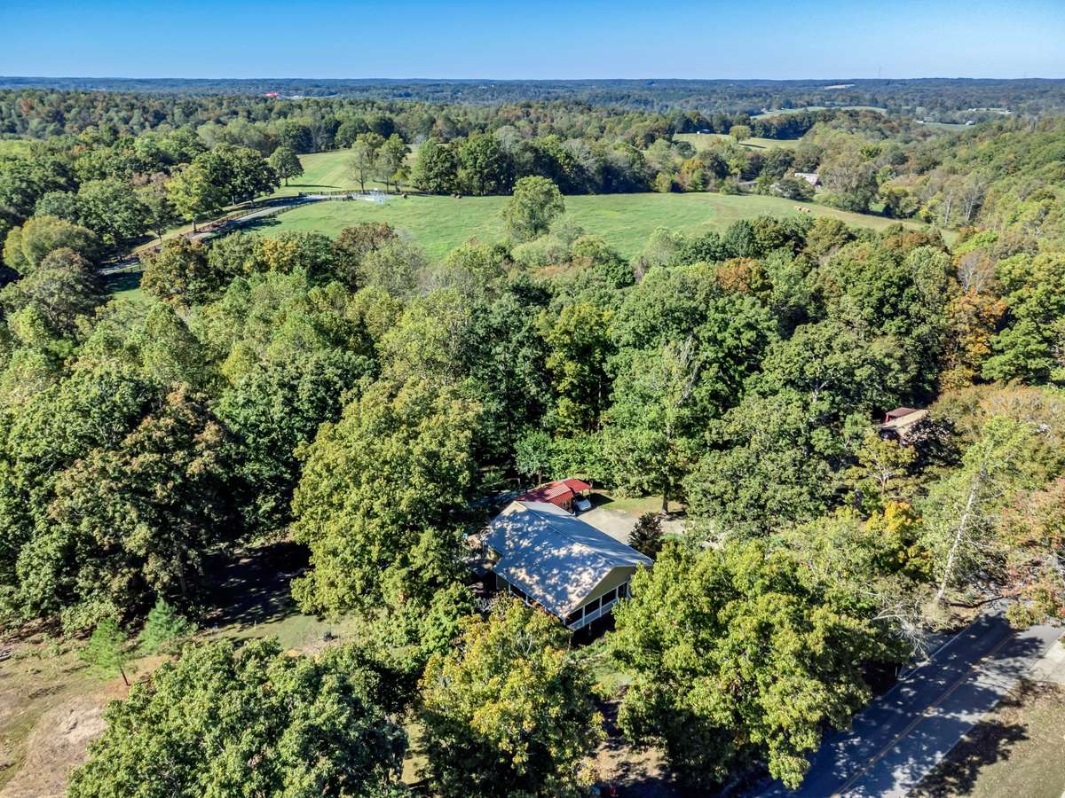 It doesn't get any more private than this...200 acres of farm land behind you.