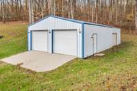 26x50 detached building with workshop