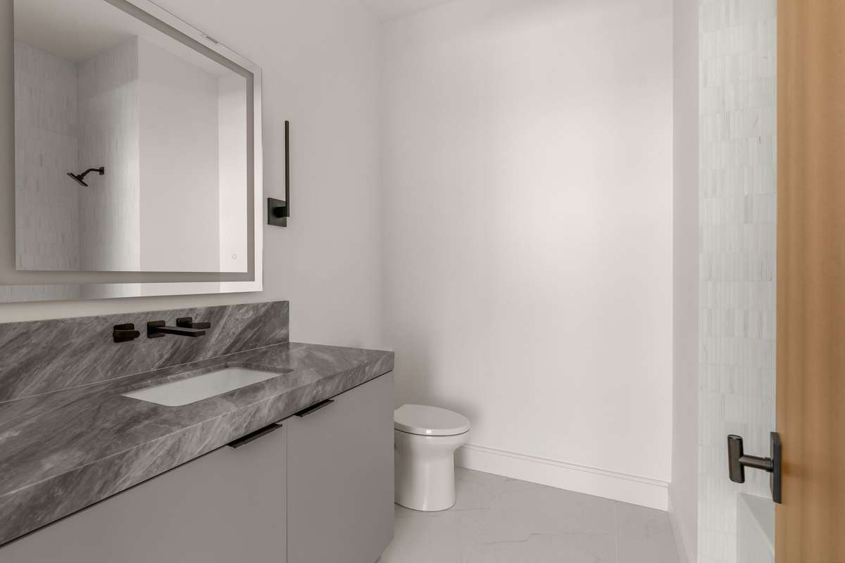 Second full bath, in guest room