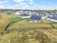 What could you imagine happening with the yard this big? Let's make it come true!