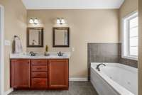 This show tub area better