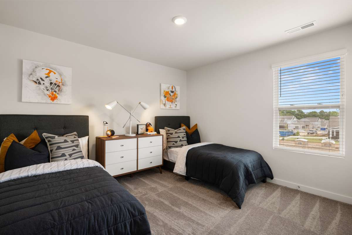 Secondary bedroom