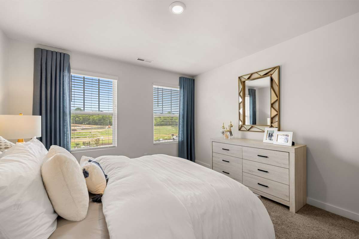 Secondary bedroom