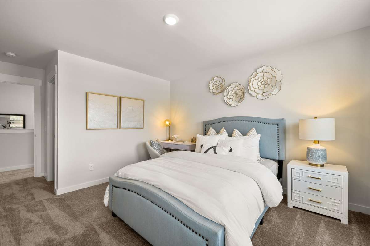 Secondary bedroom