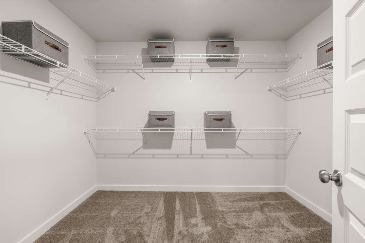 Primary Closet!