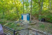 Look how cute!  It matches the house!