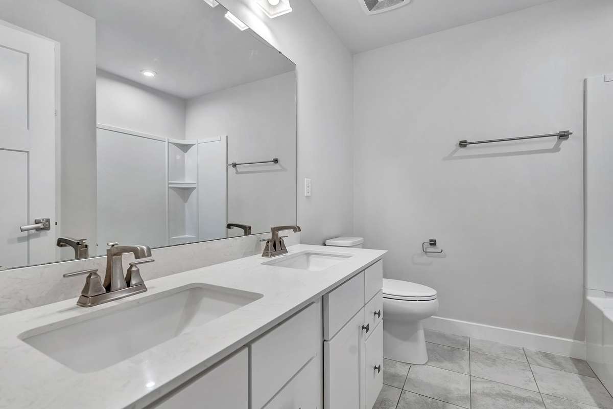 Upstairs full bath