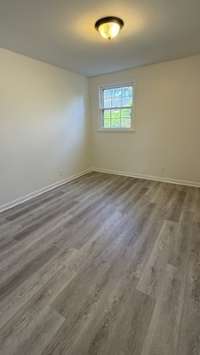 2nd Bedroom Joining a Jack and Jill Halk Bath