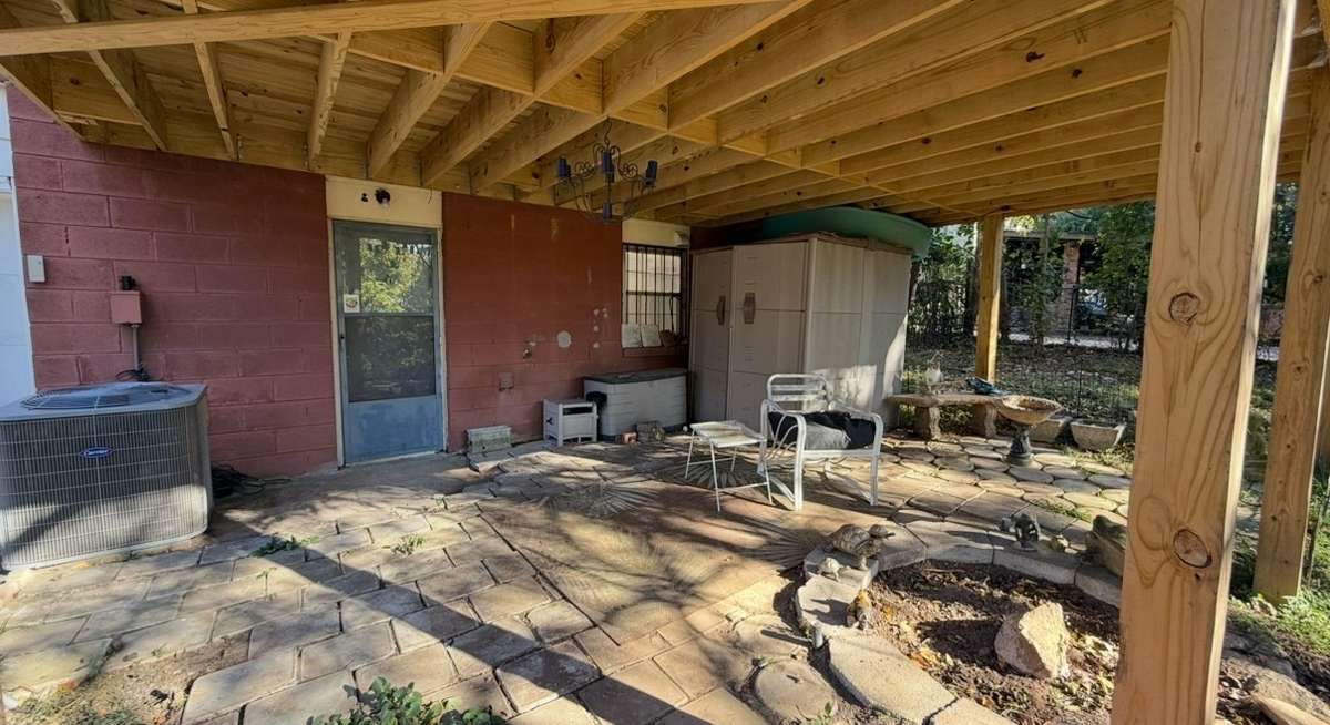 Photo of the Covered Patio