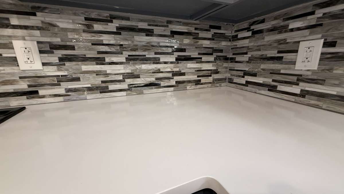 Granite Counter Top with Beautiful Back Splash