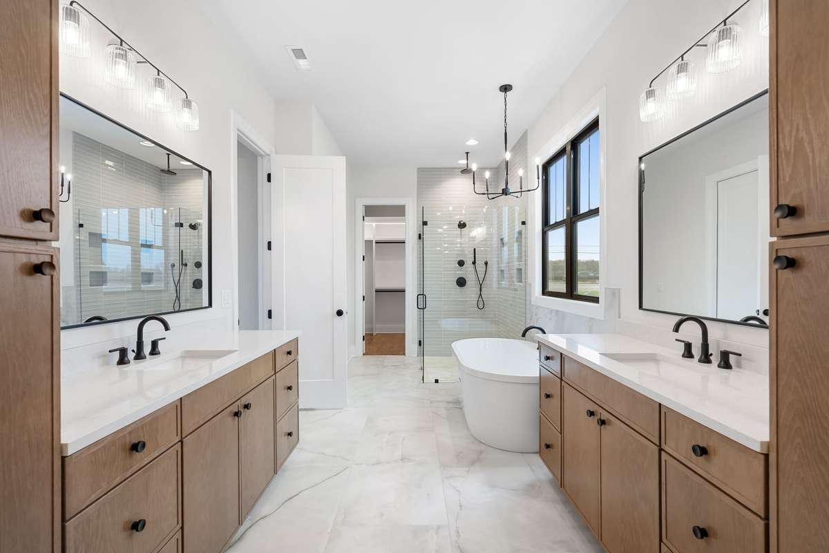 BEAUTIFUL PRIMARY  BATHROOM WITH SOAKING TUB AND DIRECT ENTRY SHOWER