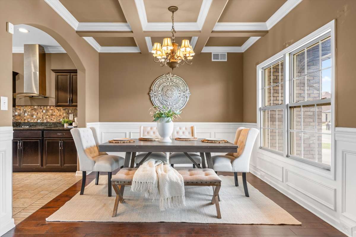 Gorgeous formal dining room
