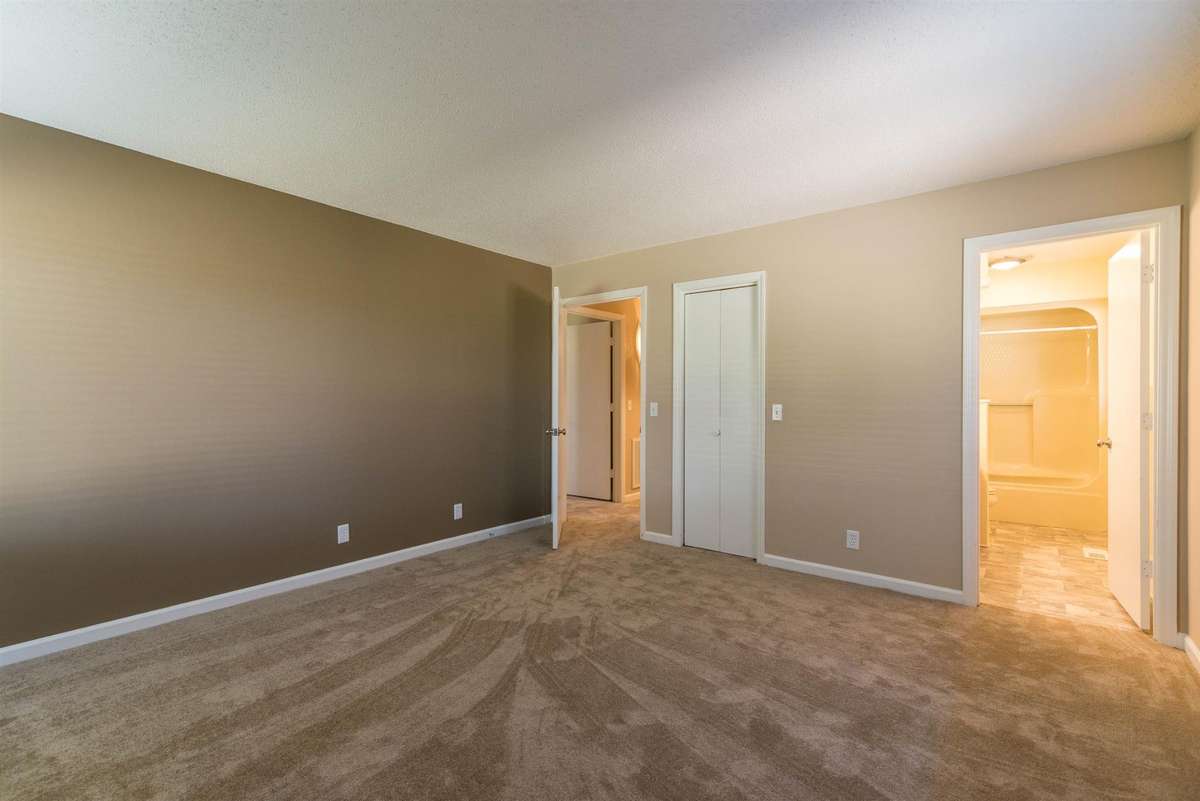 2nd Bedroom with full Bath Main Home