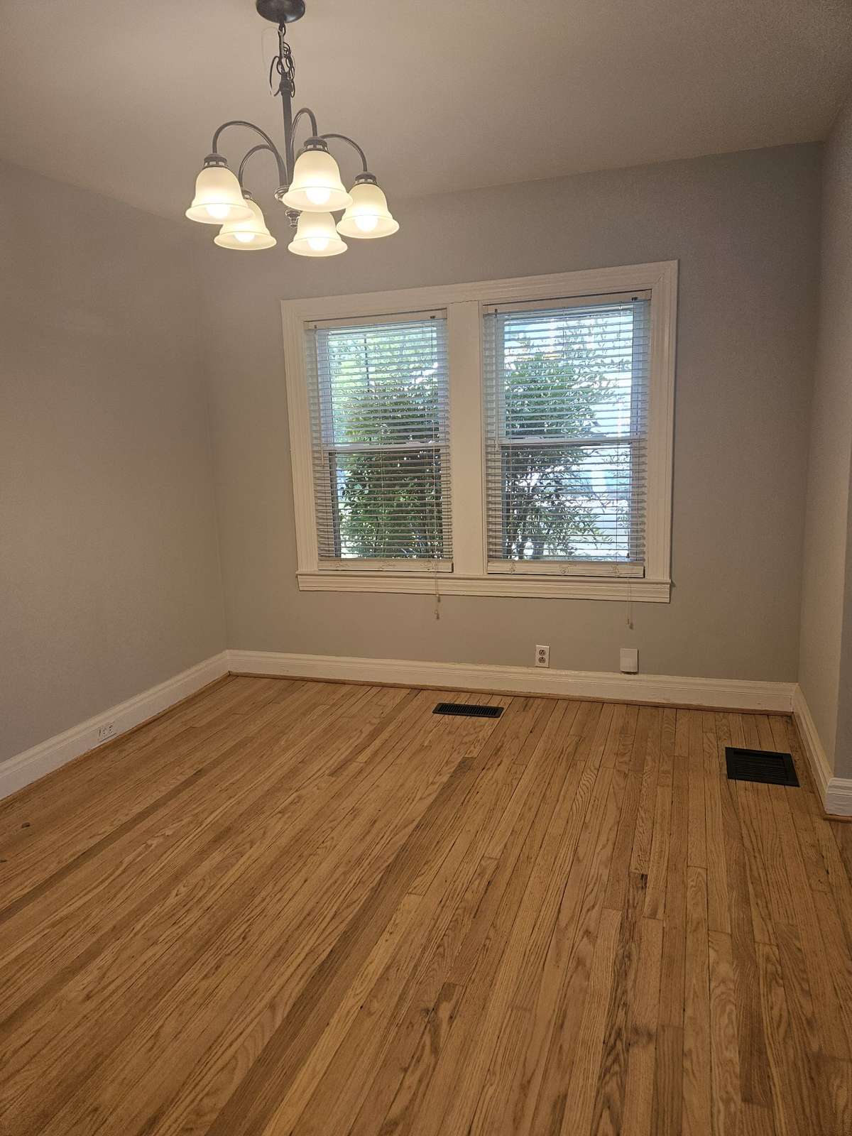 Dining room with resurfaced floors