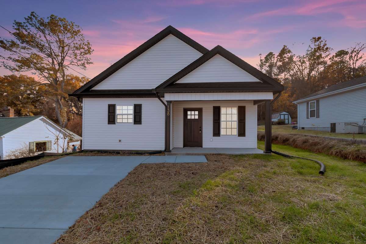 Welcome Home 138 Greentop St. Hartsville