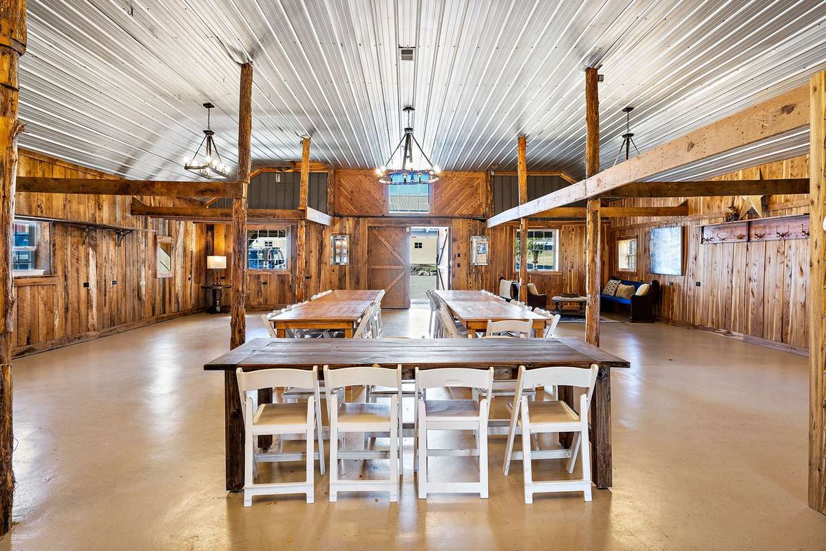 Photo courtesy of Luxury Homes of Tennessee