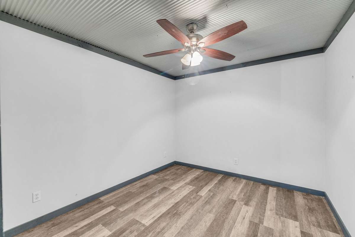 Optional 4th bedroom or office space!