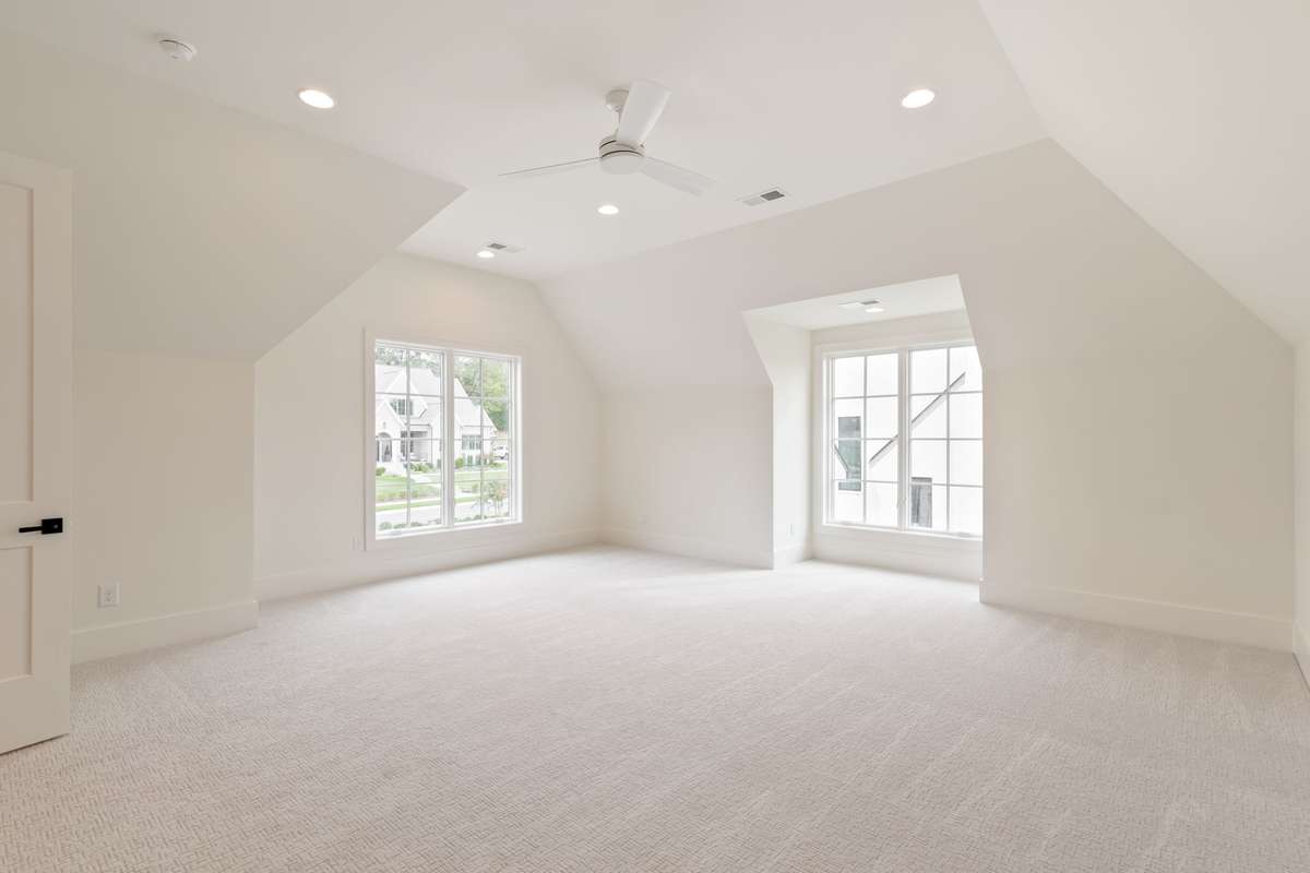 Flex Room located off of the Bonus Room/Game Room would be an awesome space for a home gym!