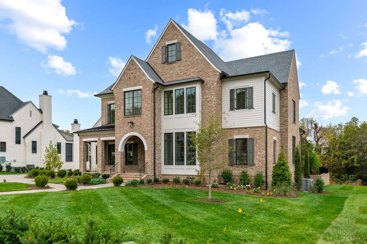 Welcome Home to 1735 Briarmont Place