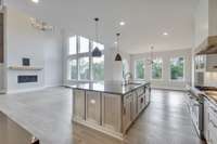 Whether you're cooking for family, entertaining friends, or simply enjoying a quiet meal at home, the open luxury kitchen is the perfect backdrop for every occasion.