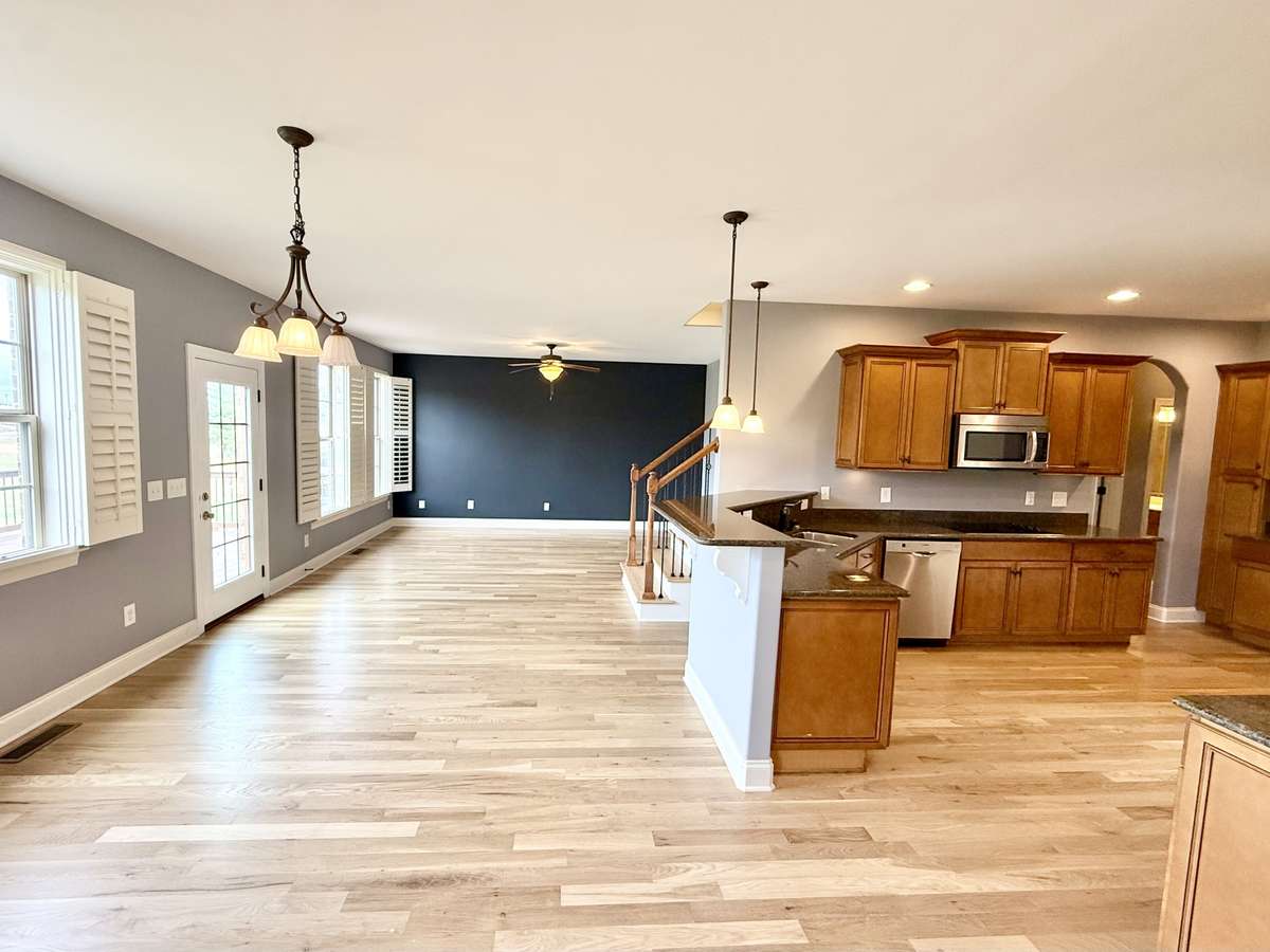 NEW FLOORS