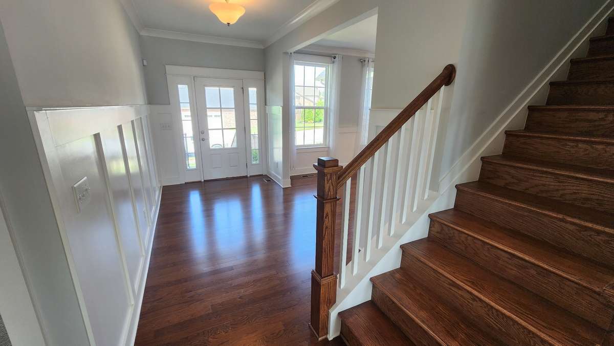 How nice is having a foyer entry!