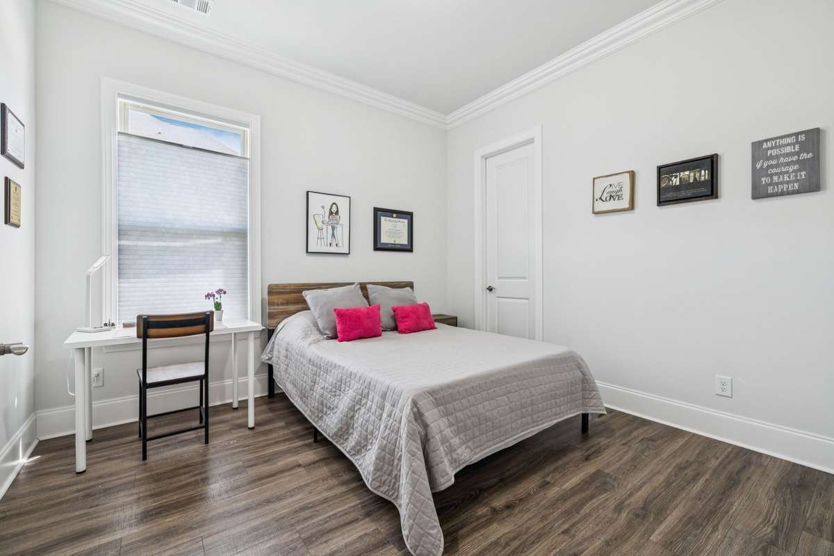 2nd bedroom on main floor with a walk-in closet