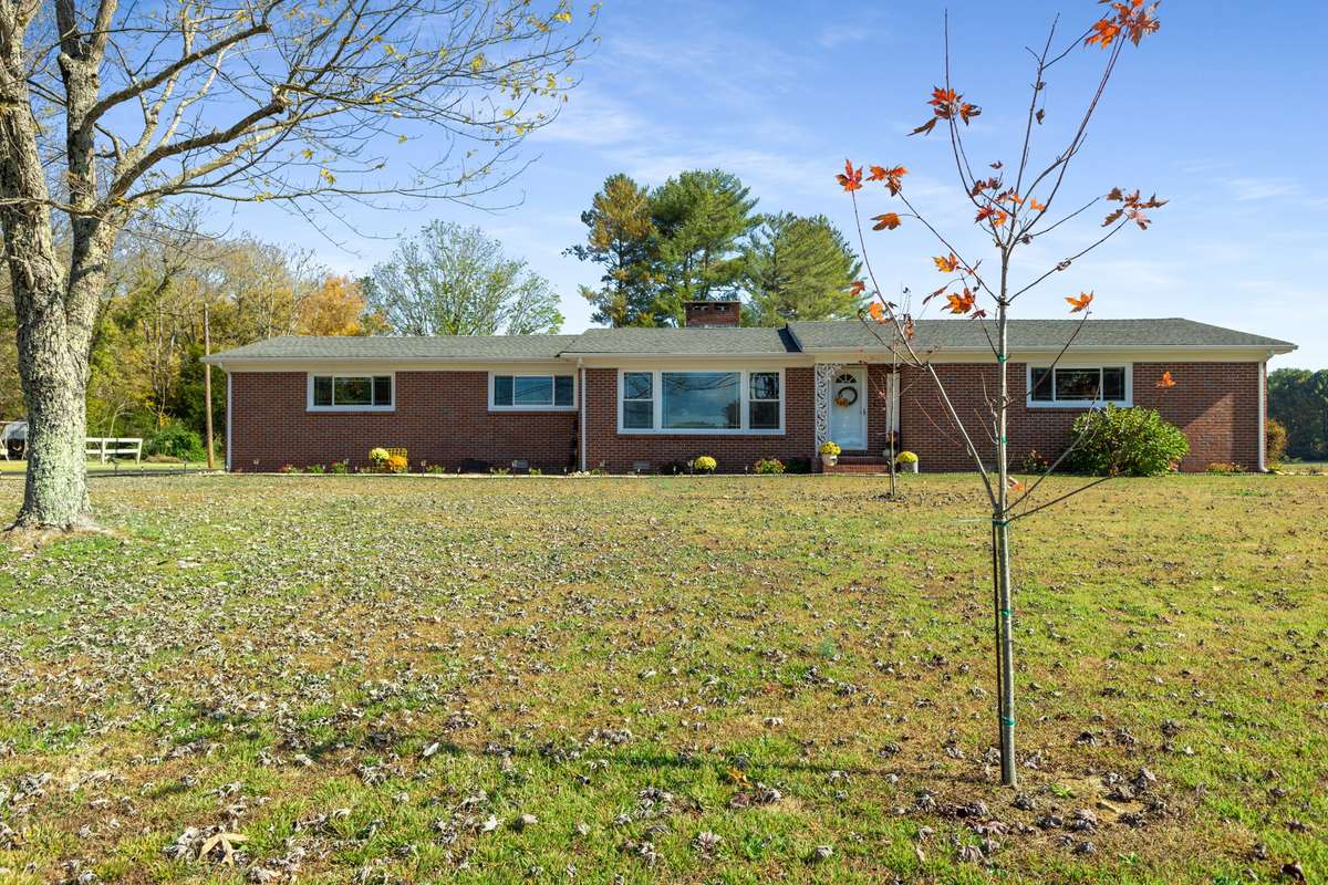 Welcome to 3564 Smithville Hwy