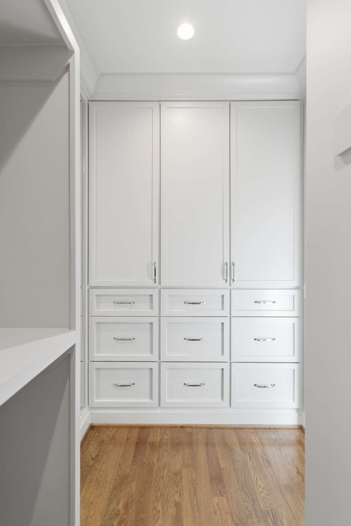 FIRST FLOOR MASTER CLOSET