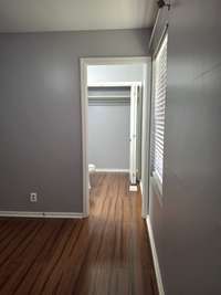 En suite 1/2 bath in primary bedroom