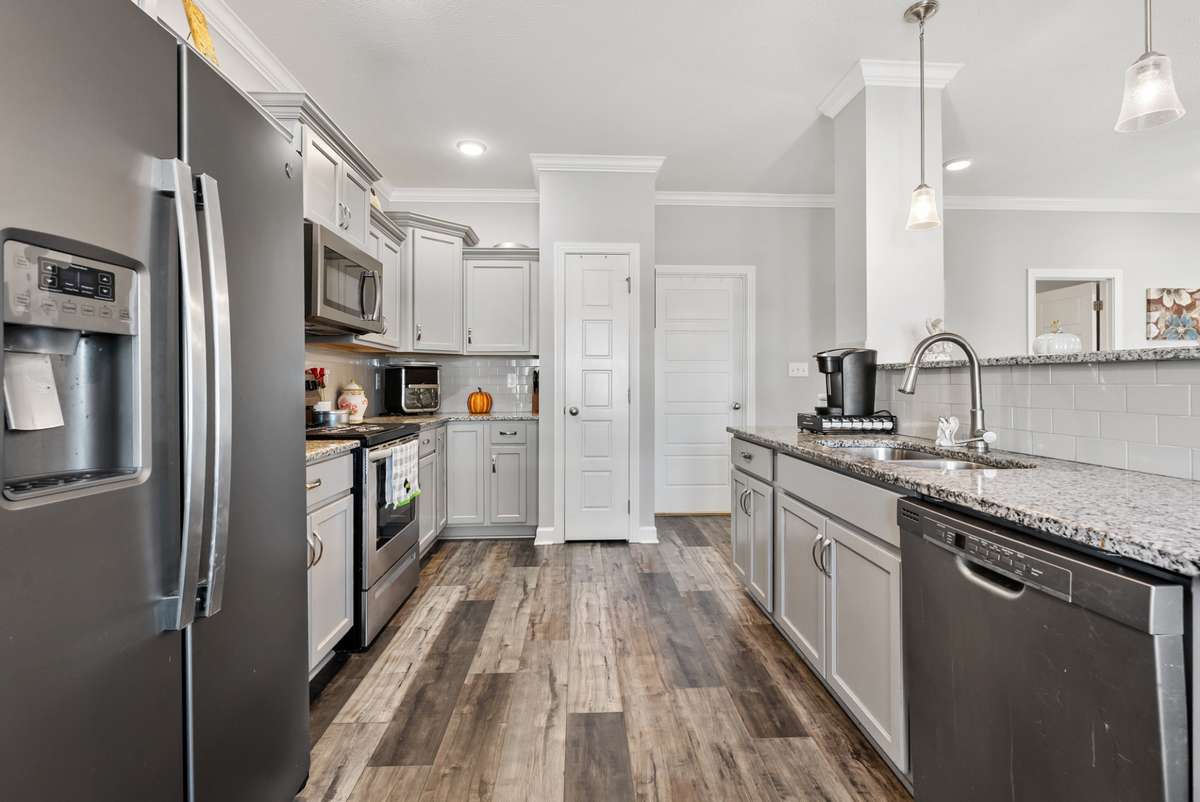Large kitchen with extensive cabinet space and pantry.   561 Tacoma Dr Clarksville TN 37043