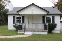 Great first time home buyer or investor property less than 10 mins to downtown Nashville.