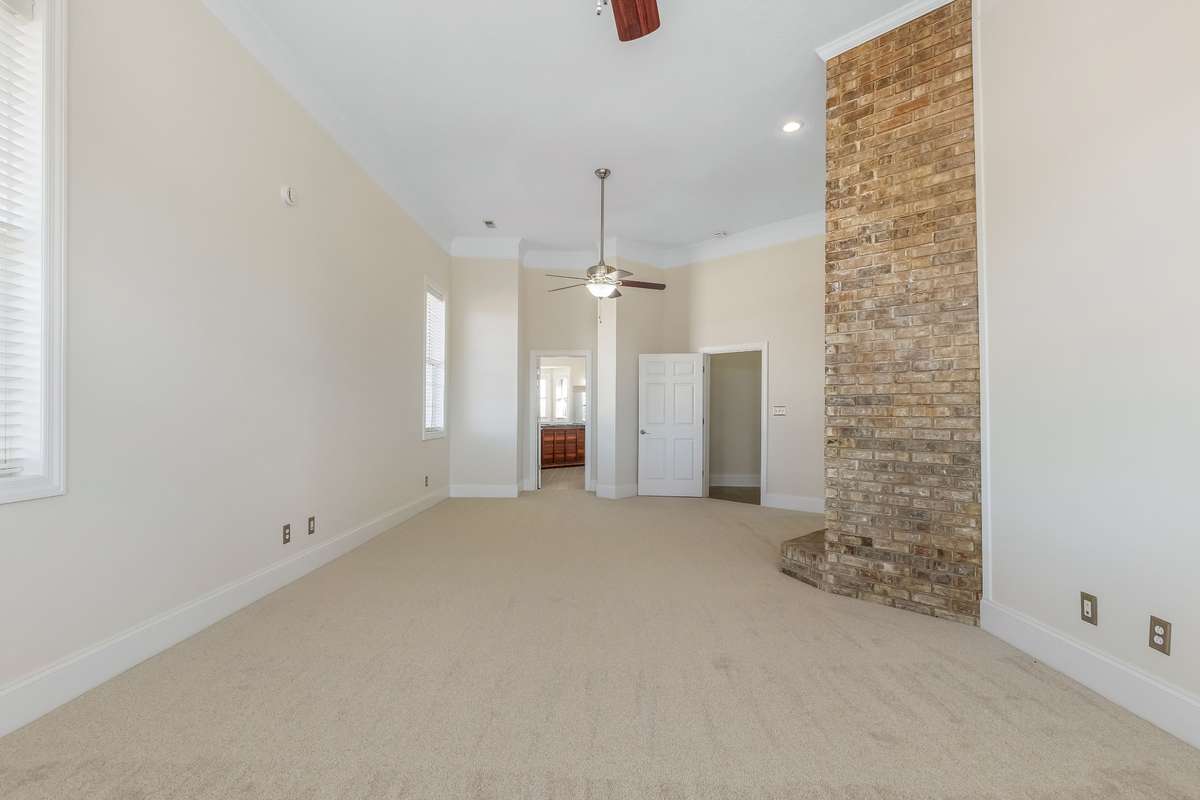 Massive and simply stunning... this is the bedroom that you have always dreamed of!