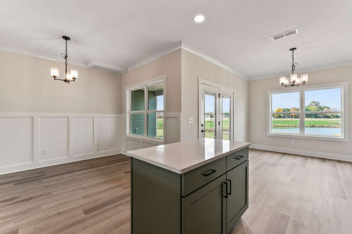 Love natural light? This is the house for you!