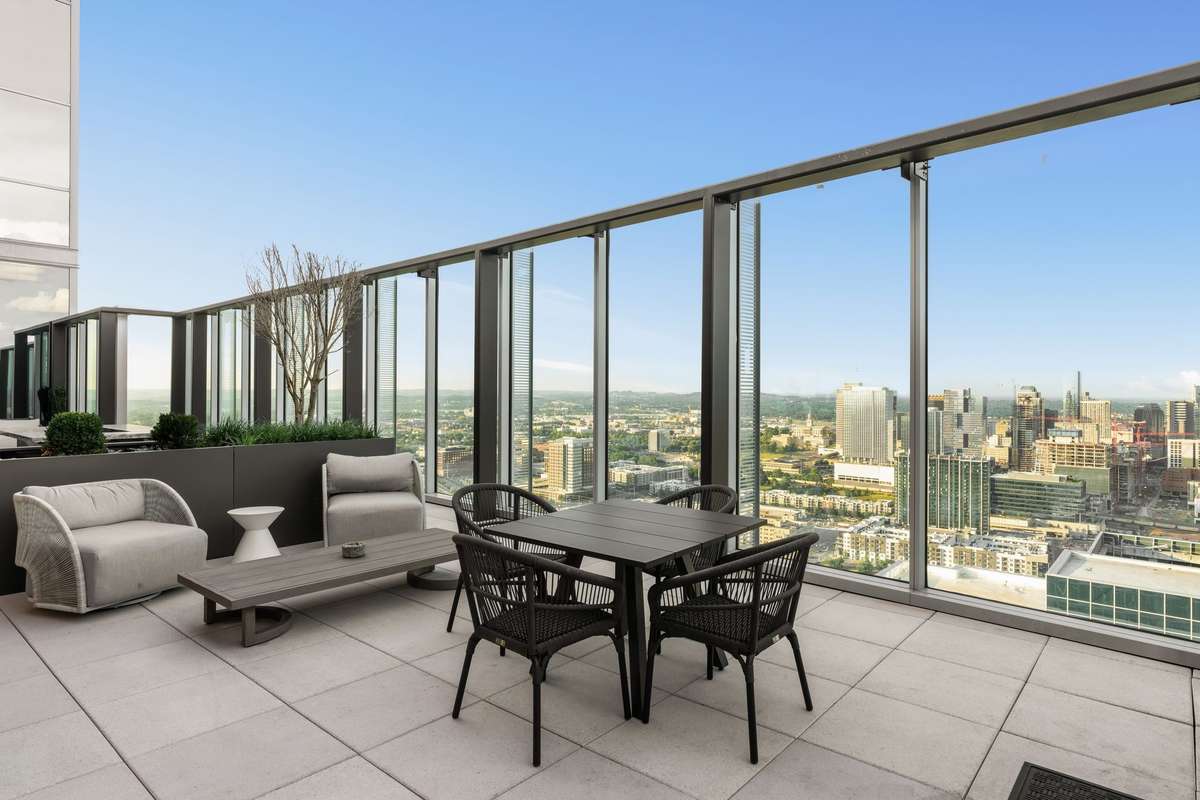 Plenty of rooftop seating on 34th floor