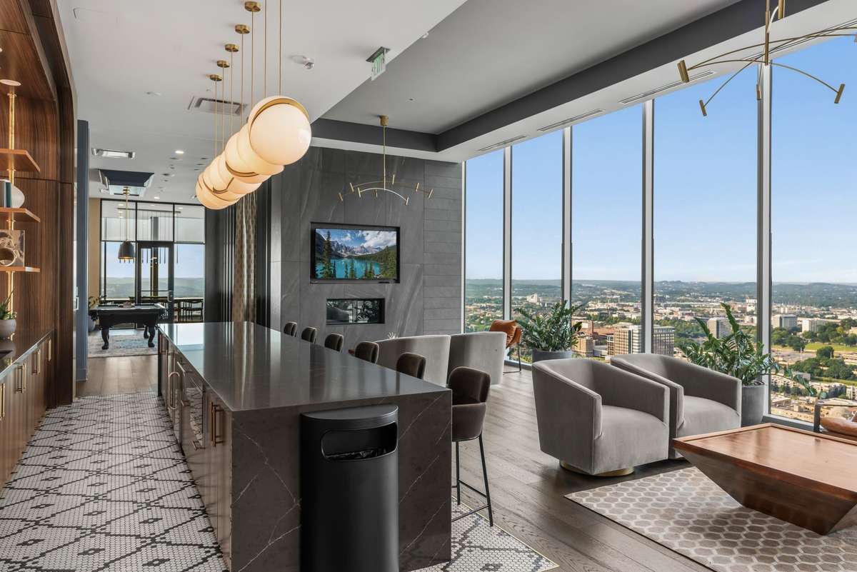 Luxurious community areas prefect for hosting, working, hanging out, etc!
