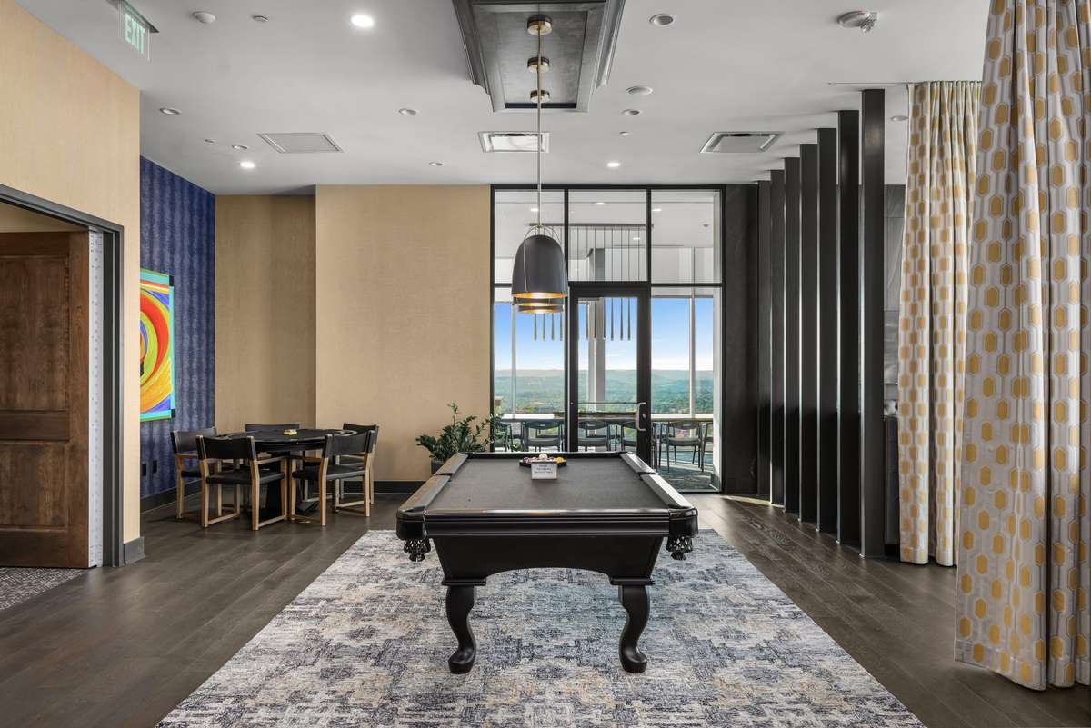 Pool table and poker table