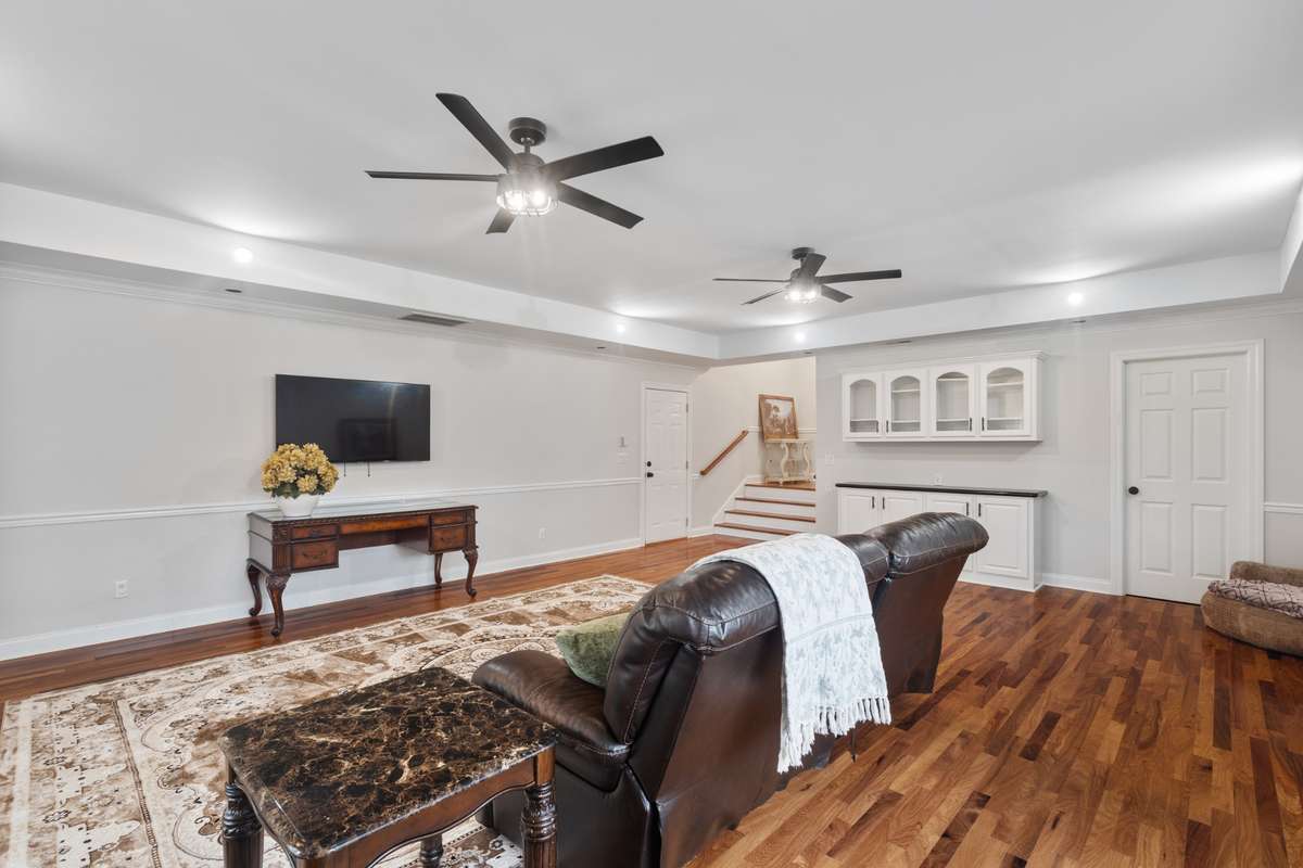 Spacious enough for the big screen TV and pool table if used as a game room.