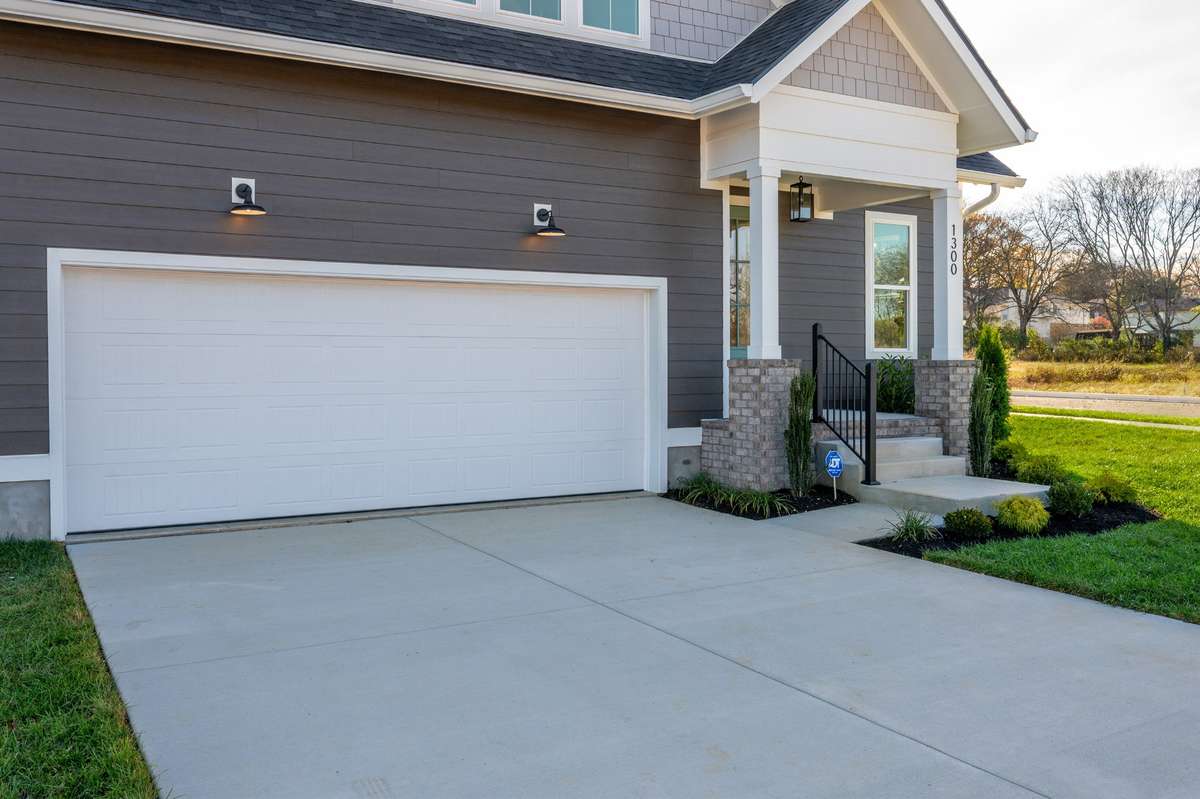 Photos of Model Home. Floor plans and features may vary.