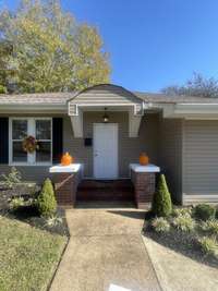 LOVELY FRONT ENTRANCE