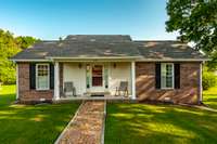 Welcome home - 748 E College St, Greenbrier