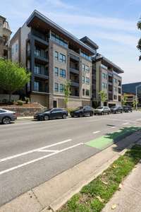 The Crescendo on Music Row.