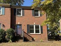 Welcome to 208 Woodmaker Ct